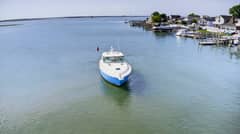 2006 Tiara Yachts 4300 Sovran "RELENTLESS" photo 2