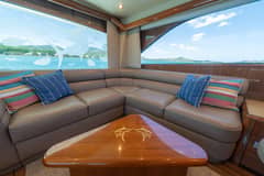 2005 Viking 61 Convertible "Honey Girl" photo 7