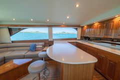 2005 Viking 61 Convertible "Honey Girl" photo 8