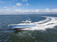 2021 Tiara Sport photo 2