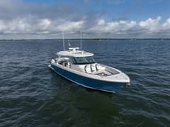 2021 Tiara Sport photo 9