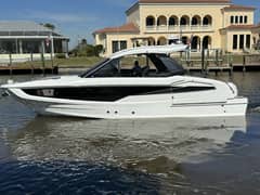 2022 Galeon 325 GTO photo 2