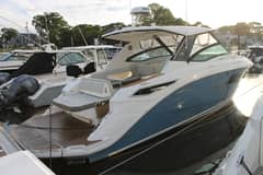 2023 Sea Ray Sundancer 320 photo 2