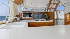 2001 Navigator 4800 "Maggie B" photo 7