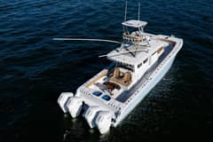 2025 Freeman 43 Center Console photo 3