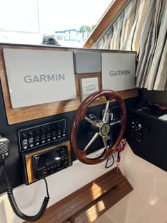 2023 Cutwater 32 Coupe photo 8