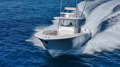2021 Invincible 42 Center Console "Chileno Azul" photo 5