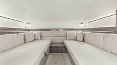 2022 Sea Ray 320 Sundancer OB "Raya Sunshine" photo 5