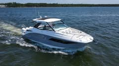 2022 Sea Ray 320 Sundancer OB "Raya Sunshine" photo 1