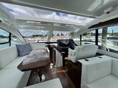 2021 Cruisers Yachts 50 Cantius photo 7