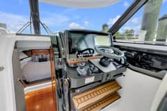 2021 Tiara Yachts 43 LE "FORTY TWO" photo 9
