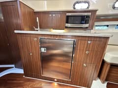 2018 Pursuit OS 355 Offshore photo 8