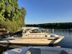 2018 Pursuit OS 355 Offshore photo 1
