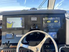2018 Pursuit OS 355 Offshore photo 3