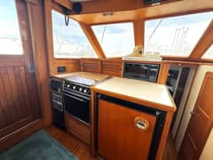 1988 Offshore Yachts "Boat Hair Don't Care" photo 7