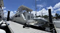 2007 Carver 47 Cockpit Motor Yacht "Splash & Dash" photo 3