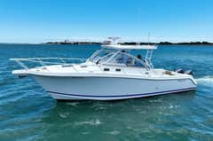 2015 Edgewater 335 Express photo 9