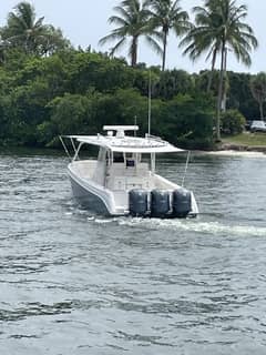 2015 Everglades 355CCX photo 3