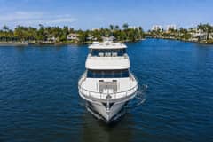 2012 Ocean Alexander 90 Skylounge "ONE SHOT" photo 4