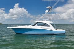 2023 Hatteras GT45X "Poco a Poco" photo 2