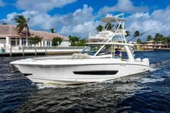 2022 Boston Whaler photo 6