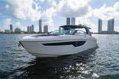 2021 Cruisers Yachts photo 1