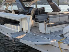 2022 Galeon photo 8