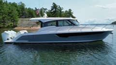 2025 Tiara Yachts 48 LE "Nauti Life" photo 2