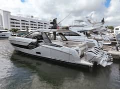 2023 Azimut Verve 47 "Chicken Money" photo 2