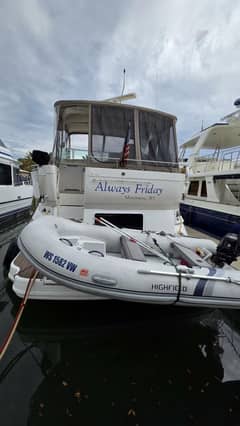 2000 Cruisers Yachts 4450 Express Motor Yacht "Always Friday" photo 4