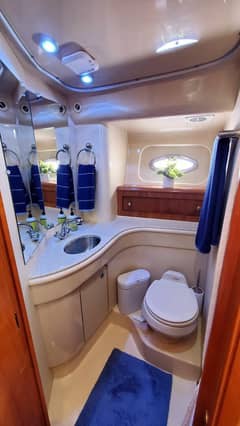2004 Meridian 411 Sedan Bridge "Into the Mystic" photo 8
