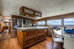 2006 Broward Raised Pilothouse "IRON LADY" photo 7