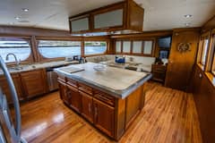 2006 Broward Raised Pilothouse "IRON LADY" photo 6