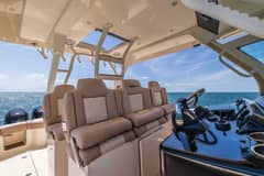 2016 Scout 420 LXF photo 9
