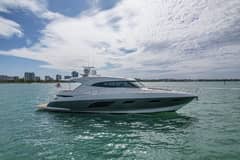 2015 Riviera 6000 Sport Yacht "Six Pack" photo 7