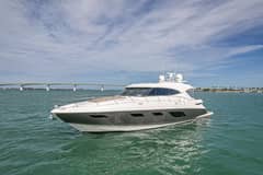 2015 Riviera 6000 Sport Yacht "Six Pack" photo 3