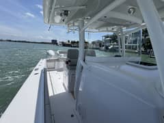 2024 Jupiter 38 HFS photo 6