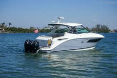 2023 Sea Ray 320 Sundancer Outboard "CAPSTONE I" photo 4