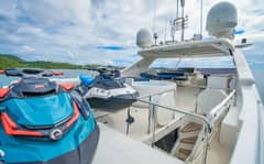 2006 Ferretti Yachts 881 photo 5