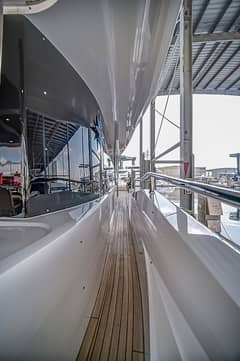 2019 Sunseeker 86 Yacht "It's Noon Somewhere" photo 9