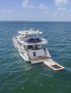 2008 Azimut 75 "Thinks It's His Too" photo 7