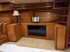2005 Hatteras 68 Convertible "Buzz" photo 6