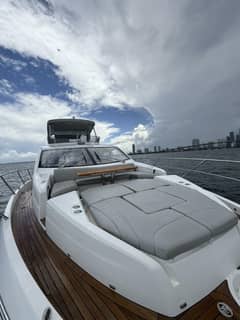 2022 Sunseeker Manhattan 68 "4 Play" photo 5