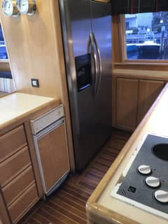 1997 Bertram Convertible photo 6