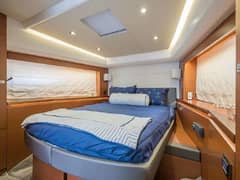 2015 Prestige 550 photo 8