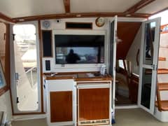 1998 Viking 54 Sport Yacht "MRS. CHIPS" photo 9