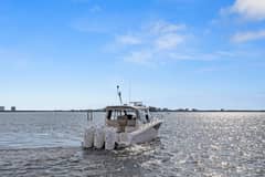 2022 Boston Whaler 405 Conquest "Lobo Del Mar II" photo 3