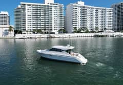 2018 Tiara Yachts 39 Coupe "Triple Threat" photo 3