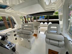 2020 Boston Whaler 380 Realm "Cindy Seas" photo 8