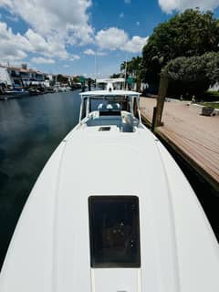 2003 Intrepid 377 photo 7